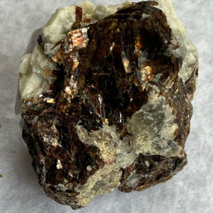 Astrophyllite (ast9)