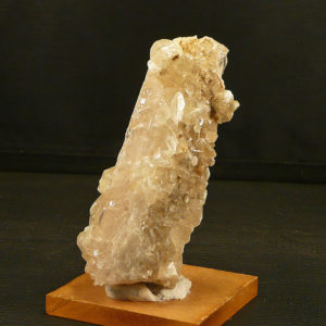 Danburite (dan15)