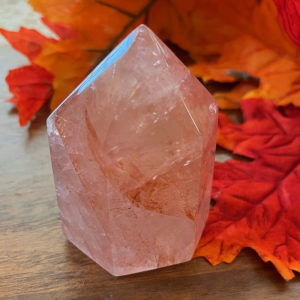 Quartz with Hematite (hemq8)