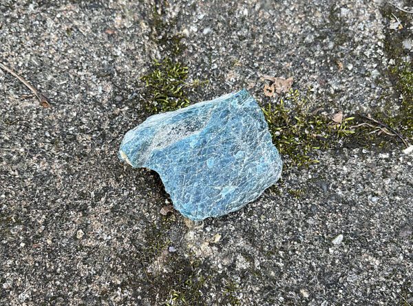 Blue Apatite Rough (bap3)