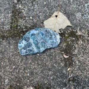 Blue Apatite Rough (bap4)