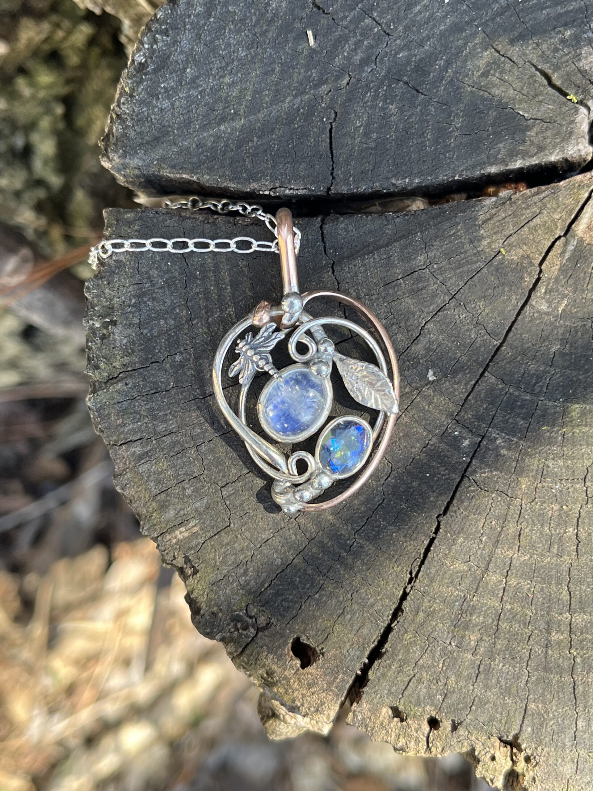 Magical Delights Moonstone and Mystic Topaz Pendant (mdp67)