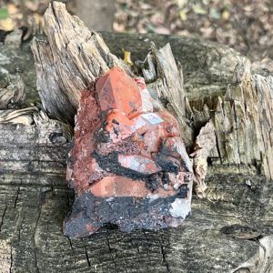 Quartz with Hematite (hemq27)